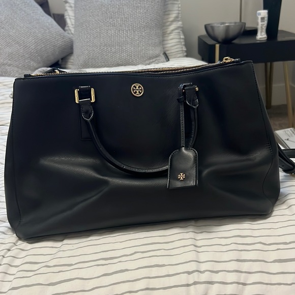 Tory Burch Black Textured leather Robinson tote with long & short straps. - Picture 1 of 7